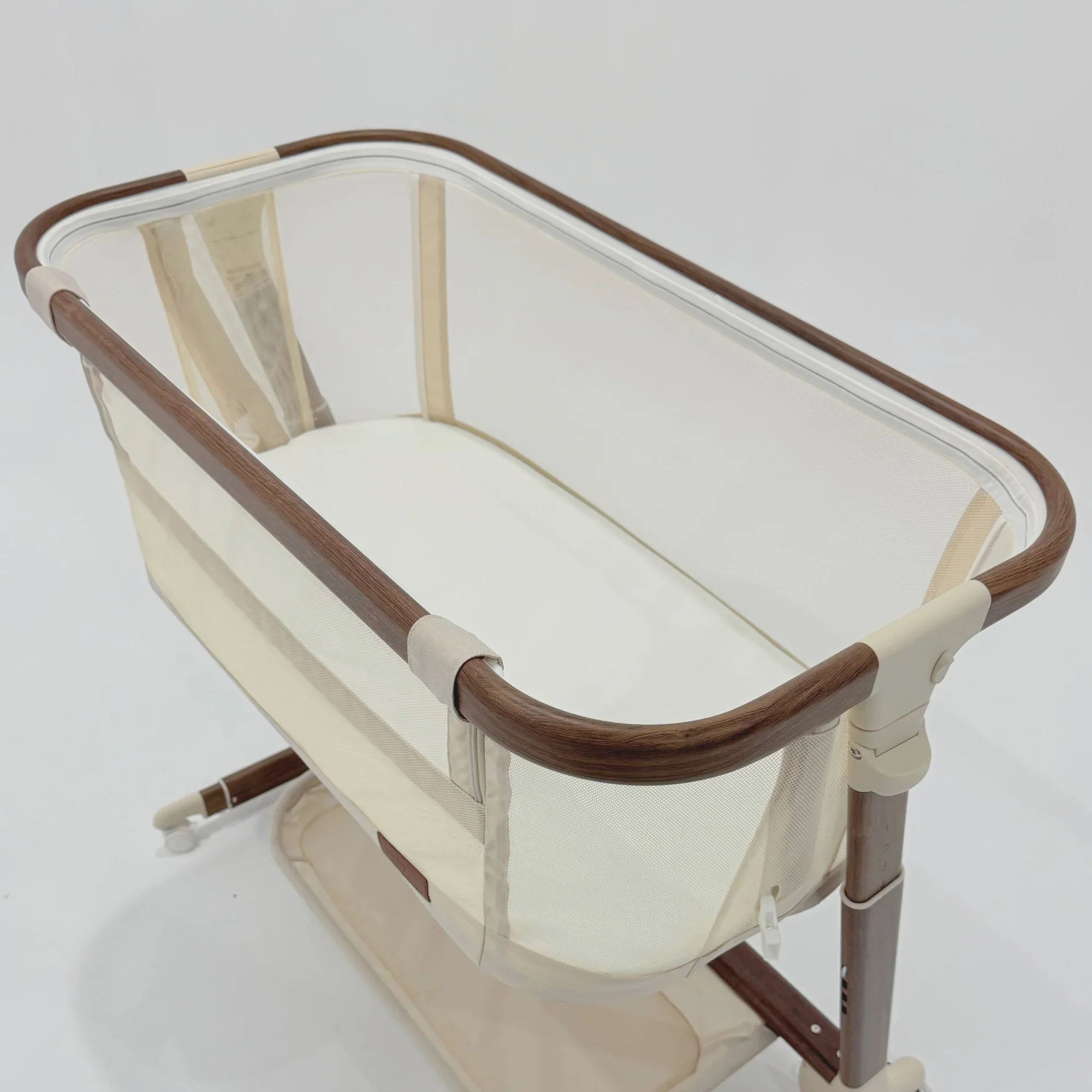 Baby Studio Dream Glider - Wood grain - Image 11