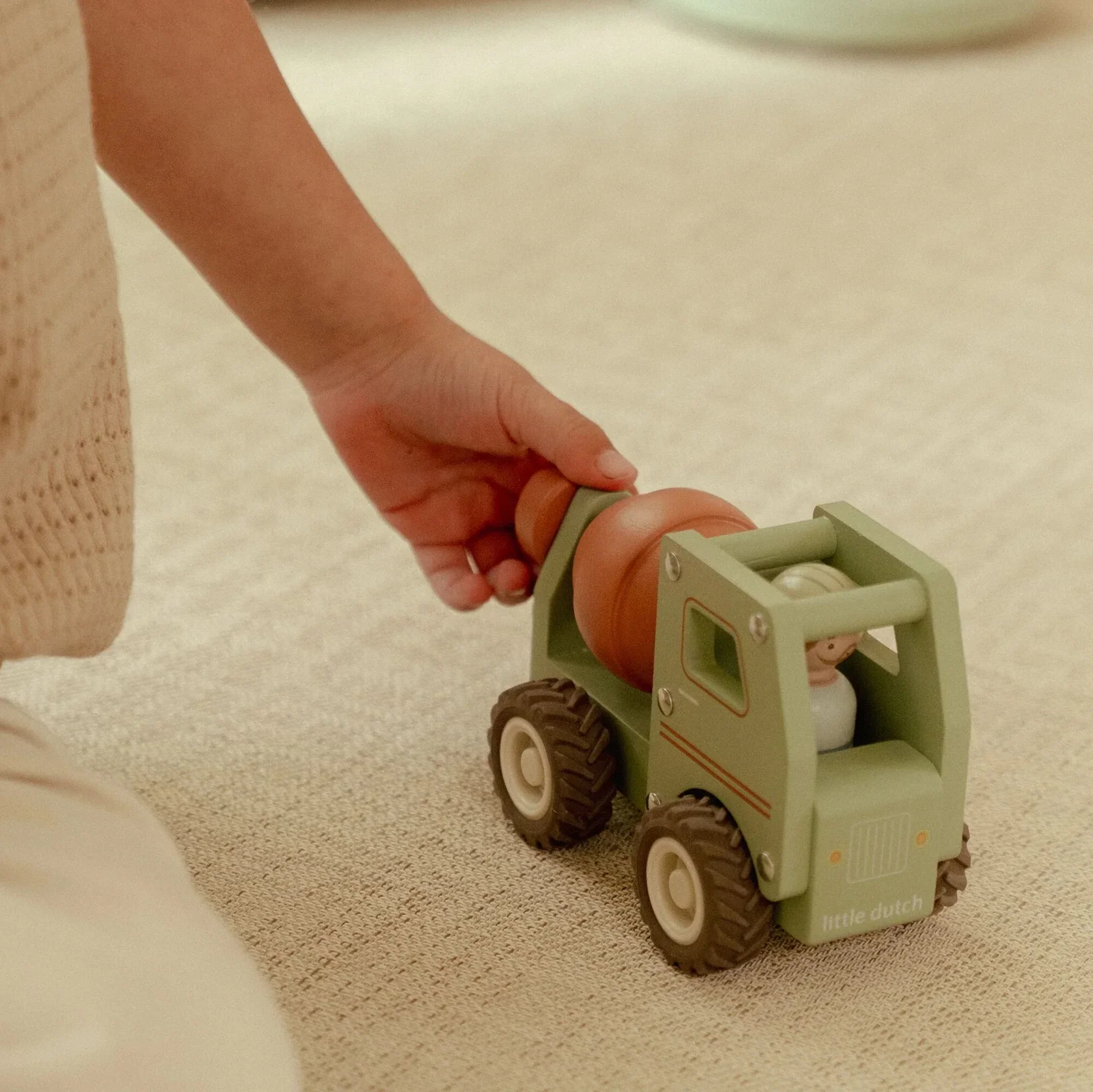 Little Dutch Wooden Cement Truck - Image 6
