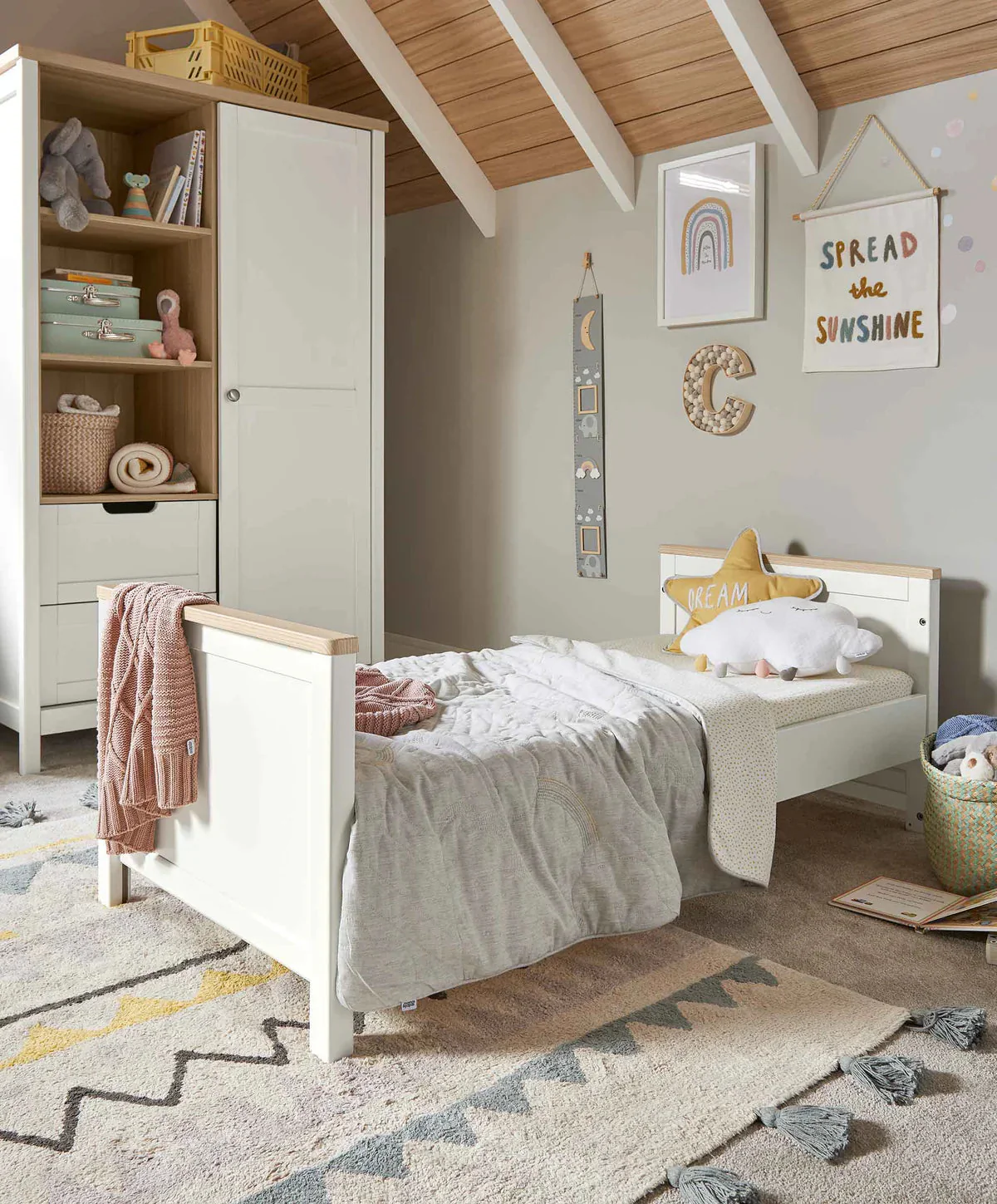 Mamas & Papas Harwell White 4 Piece Set - Image 3