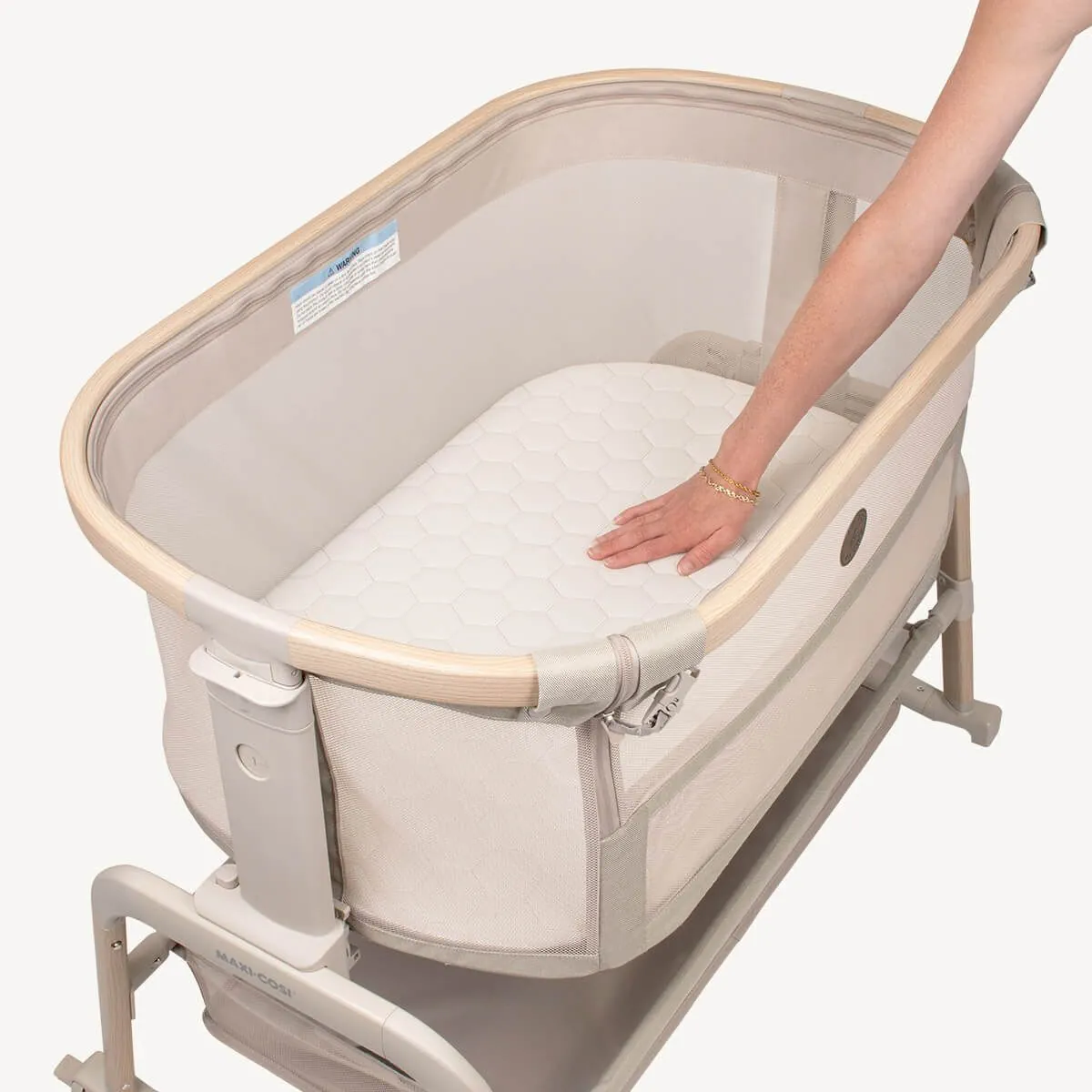 Maxi Cosi Iora Air Co-Sleeper Classic Oat V26 - Image 9