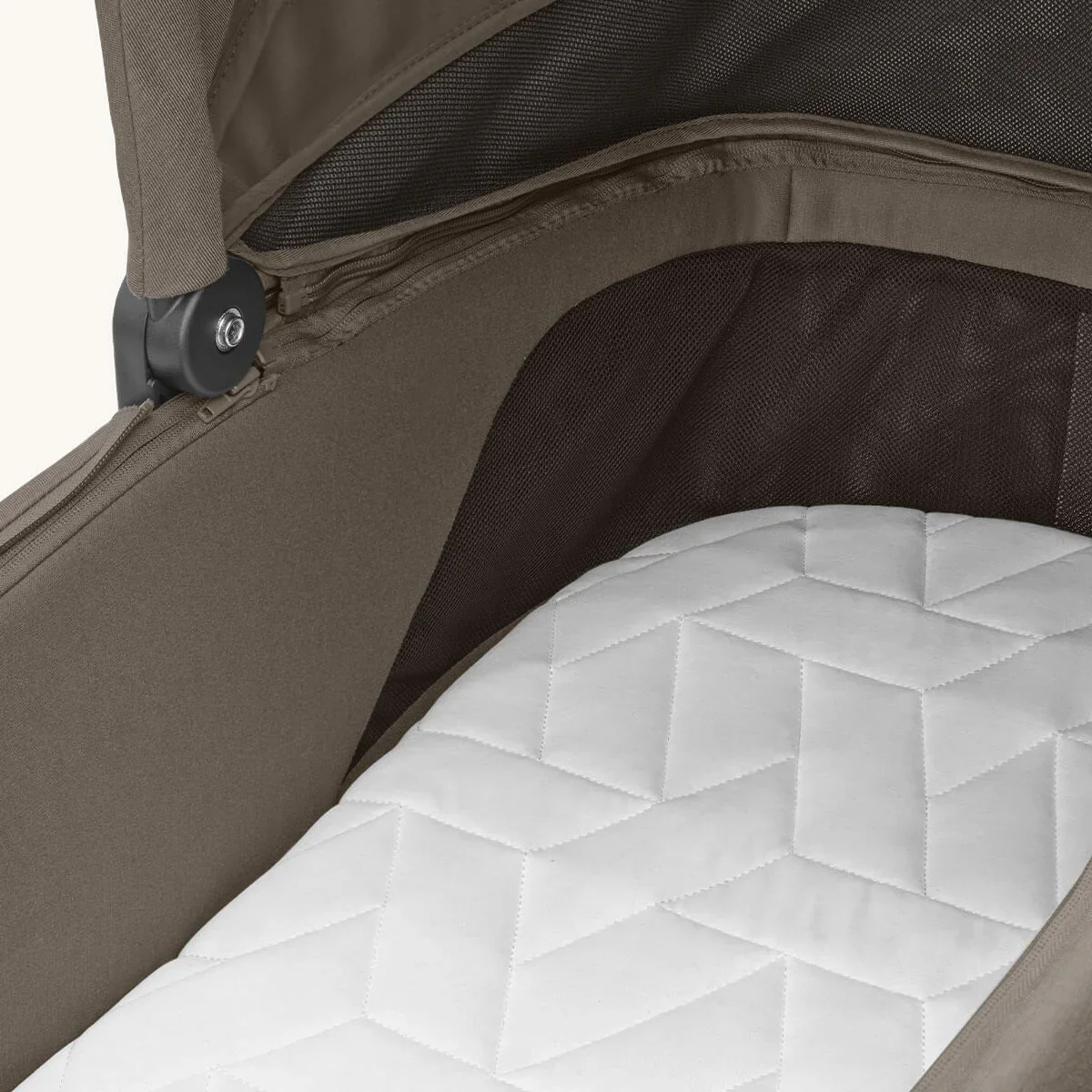 Maxi Cosi Oxford Stroller and Sense Bassinet Twillic Truffle - Image 16